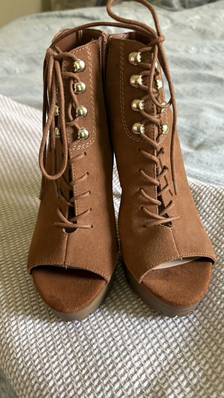 Bar III Open Toe Corset Lace Up Heel Booties Y2K Size 6.5